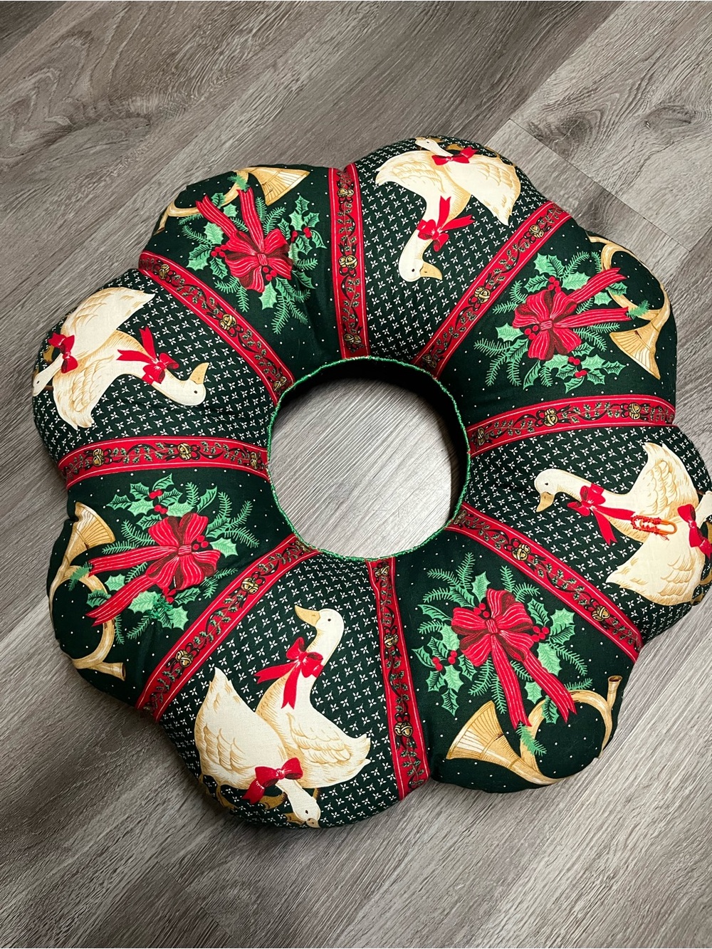 Vintage  Holiday Wreath Pillow with Goose Motif - Unbranded